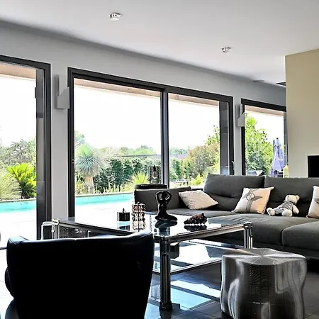 Superbe En Bord De Golf Villa Baillargues
