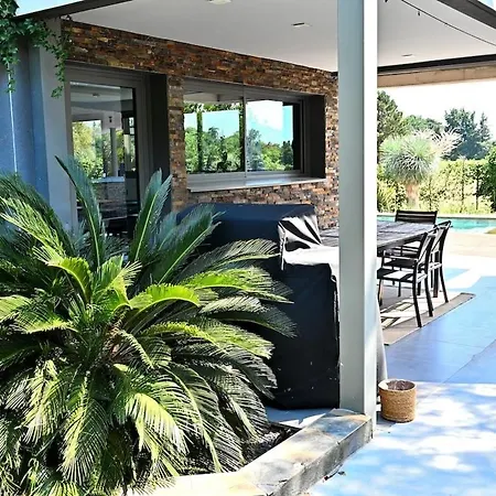 Superbe En Bord De Golf *